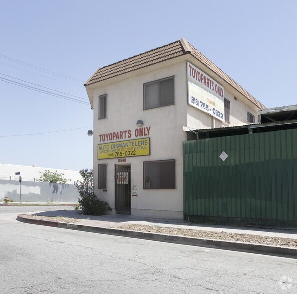 More Photos Of 11540 Hart St, North Hollywood Warehouse For Sale