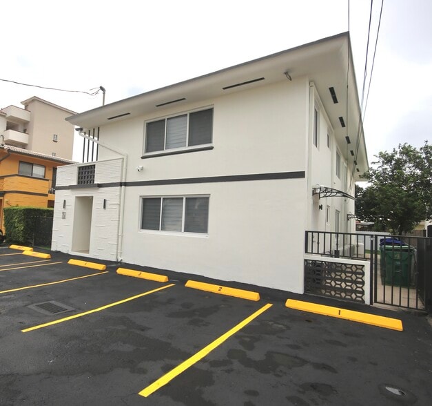 More Photos Of 251 NW 57th Ave, Miami Apartments For Sale