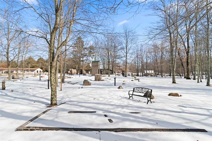 More Photos Of W11375-A W11375-A County Road X Rd, Crivitz Sports And Entertainment For Sale