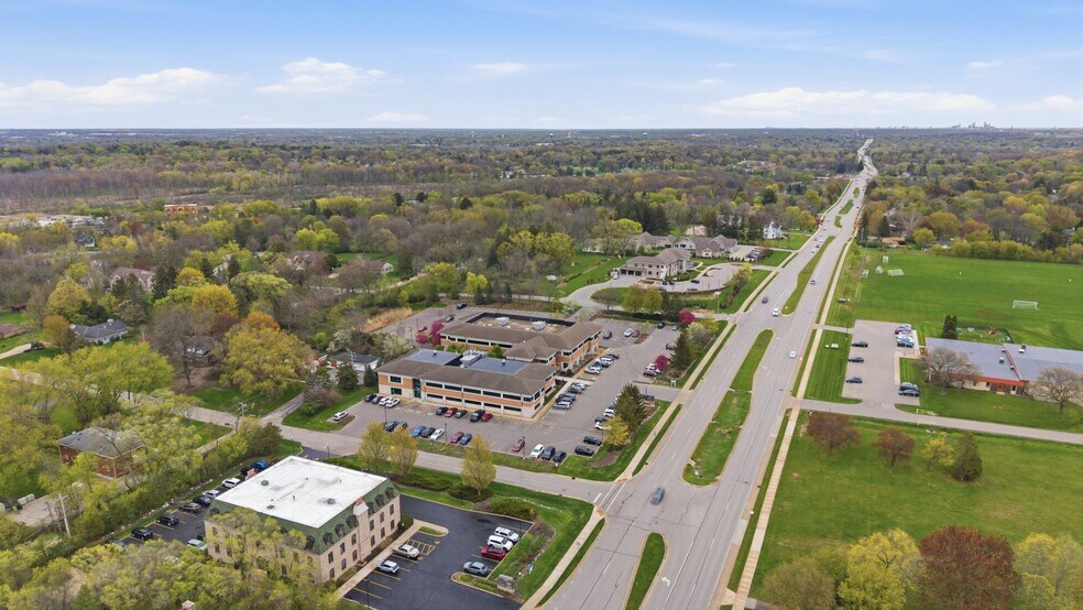 More Photos Of 17000 W North Ave, Brookfield Medical For Lease