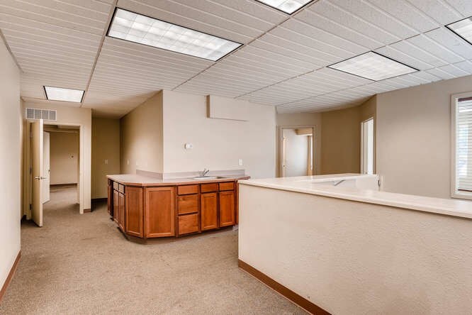 More Photos Of 2 Oakwood Park, Castle Rock Medical For Lease