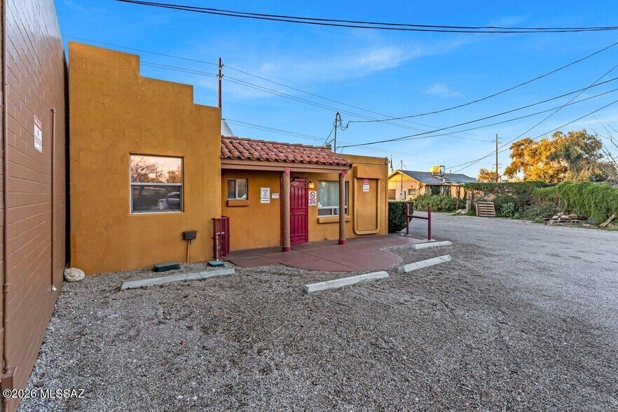 More Photos Of 2559 E Fort Lowell Rd, Tucson Office Residential For Sale