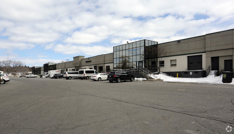 More Photos Of 74-124 Cummings Park, Woburn Flex For Sale