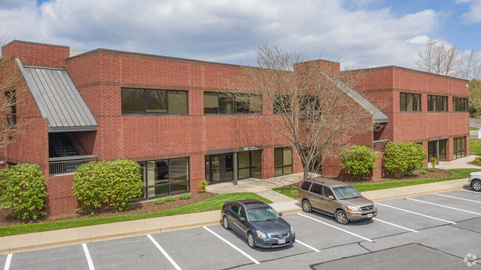 More Photos Of 47 Loveton Cir, Sparks Unknown For Lease