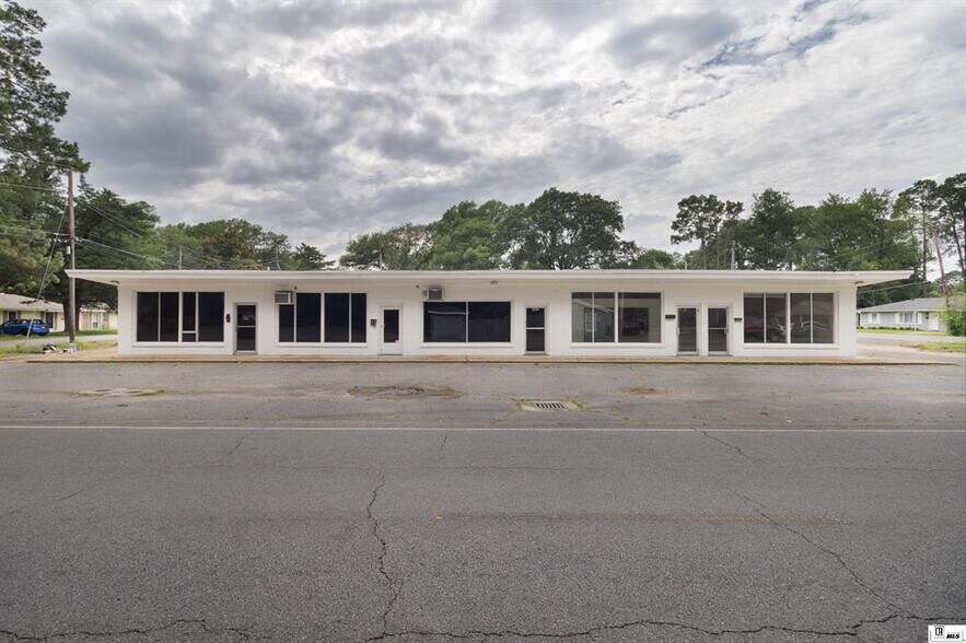 Primary Photo Of 2701 Oliver Rd, Monroe Freestanding For Sale