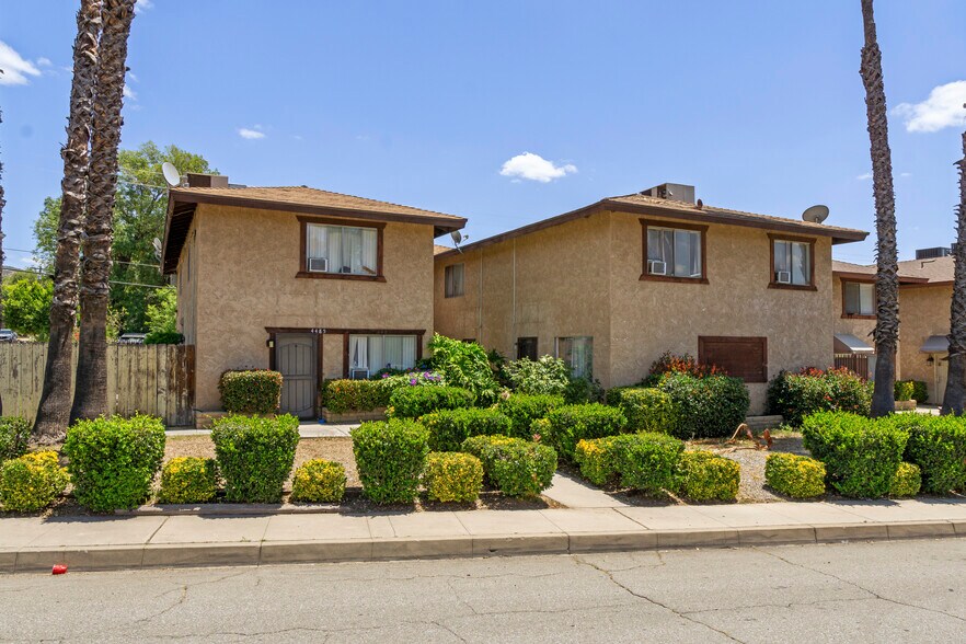 Primary Photo Of 4485 Sierra Way, San Bernardino Apartments For Sale