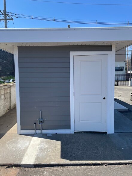 More Photos Of 1659 - 1665 West Front St, Plainfield Land For Lease