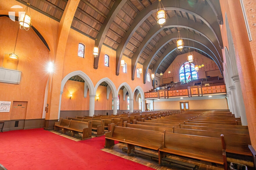 More Photos Of 2700 L St, Sacramento Religious Facility For Sale