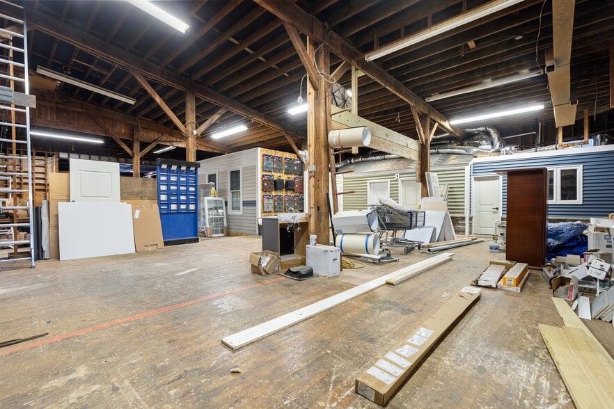 More Photos Of 101 E Marshall St, Remington Storefront Retail Office For Lease