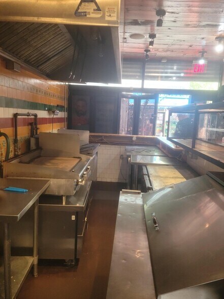 More Photos Of 69 Clinton St, New York Apartments For Lease