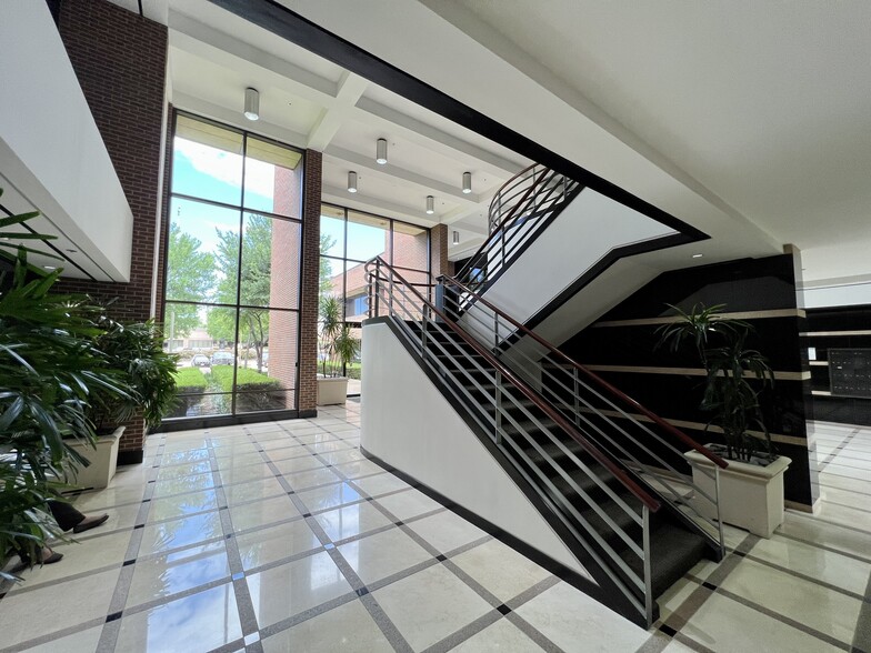 More Photos Of 5800 Campus Circle Dr E, Irving Office For Lease