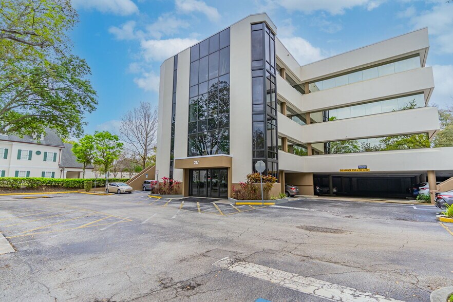 More Photos Of 217 N Westmonte Dr, Altamonte Springs Office For Lease