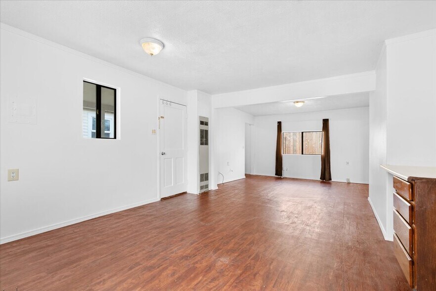 More Photos Of 1070 Deer Island Rd, Saint Helens Multifamily For Sale