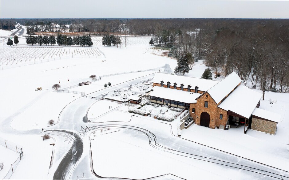 More Photos Of 8400 Old Church Rd, New Kent Winery Vineyard For Sale