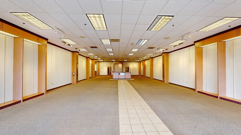 More Photos Of 61101-61125 Airport Rd, Slidell Unknown For Lease