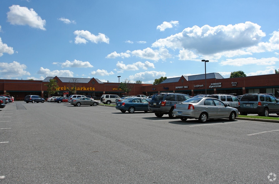 More Photos Of 430-490 Prospect Blvd, Frederick Unknown For Lease