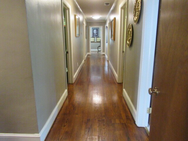 More Photos Of 108 Cedar St, Carrollton Office Residential For Sale