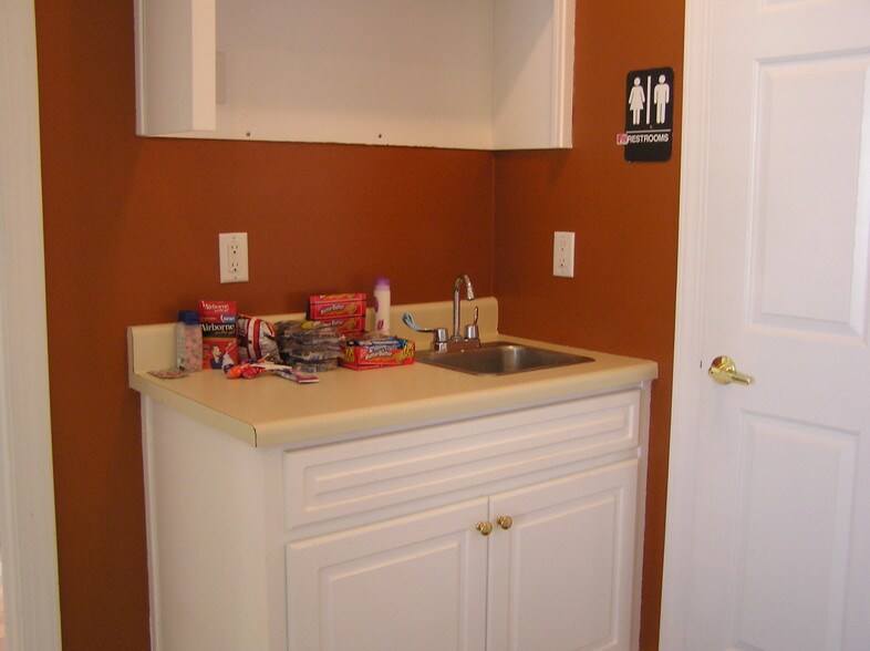 More Photos Of 6030 Bethelview Rd, Cumming Medical For Lease