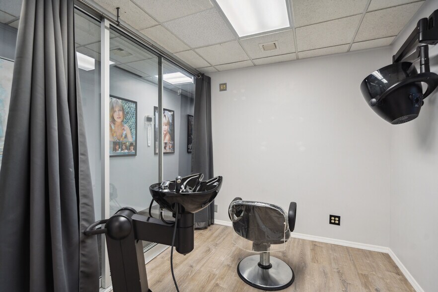 More Photos Of 2170 Joshuas Path, Hauppauge Freestanding For Sale