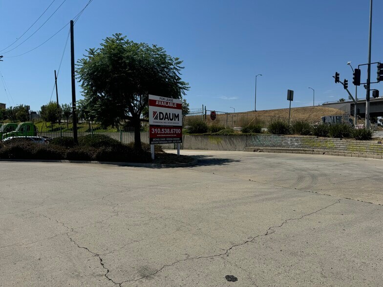 More Photos Of 2201 S Santa Fe Ave, Compton Land For Lease