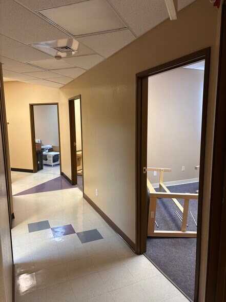 More Photos Of 2002 N Stockton Hill Rd, Kingman Medical For Sale