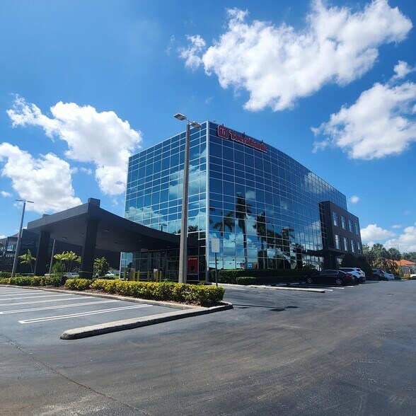 More Photos Of 2500 NW 107th Ave, Miami Office For Sale