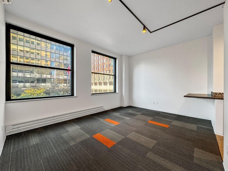 More Photos Of 405 6th Ave, Des Moines Apartments For Lease