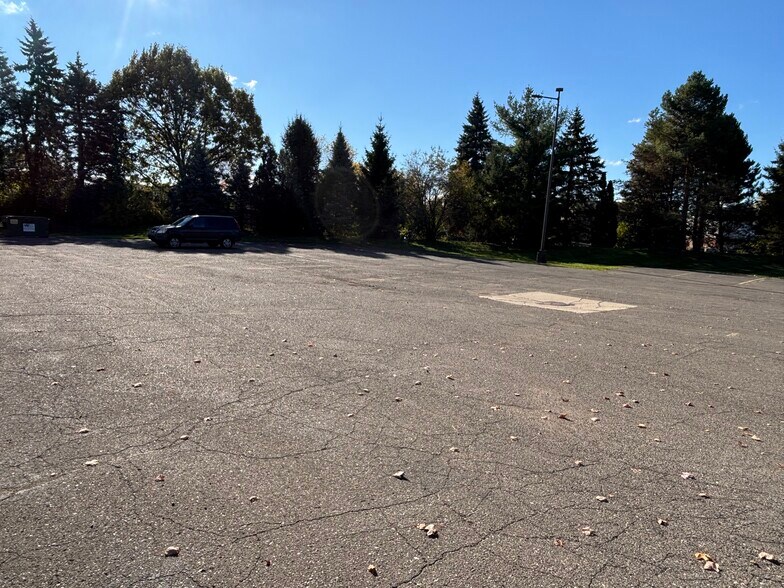 More Photos Of 46001 Warren Rd, Canton Religious Facility For Lease