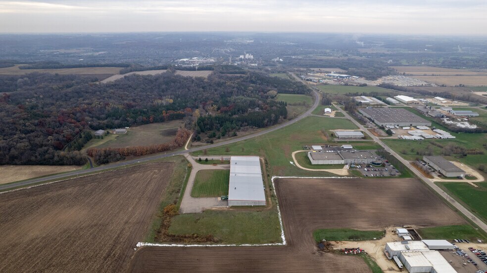 More Photos Of 3310 MN-20, Cannon Falls Distribution For Lease