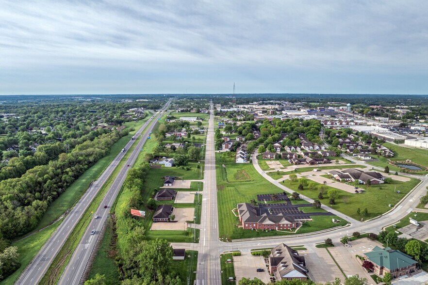 More Photos Of 3904 Beck Rd, Saint Joseph Medical For Lease