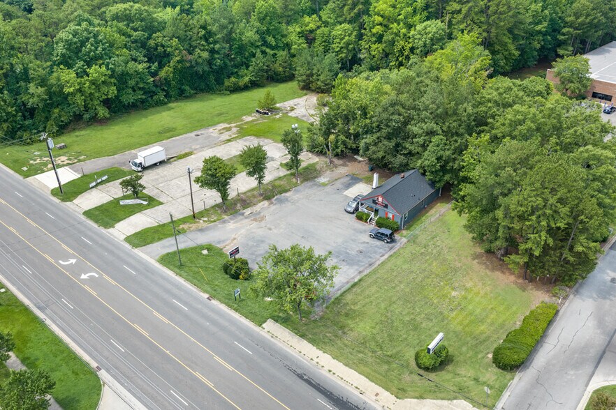 More Photos Of 5265 N Roxboro St, Durham Freestanding For Lease