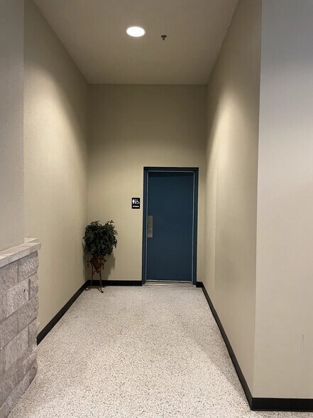 More Photos Of 166 N Loop 1604 E, San Antonio Storefront Retail Office For Sale