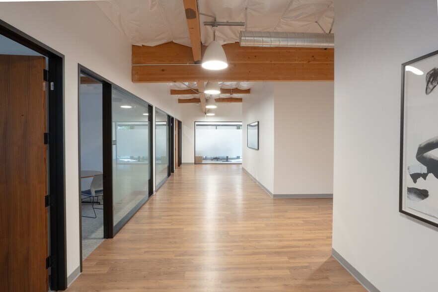 More Photos Of 5186 Carroll Canyon Rd, San Diego Office For Sale