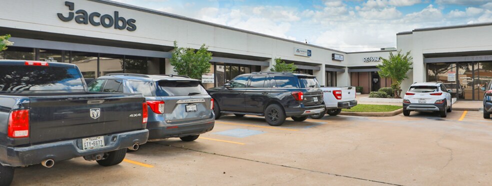 More Photos Of 457-491 This Way St, Lake Jackson General Retail For Sale