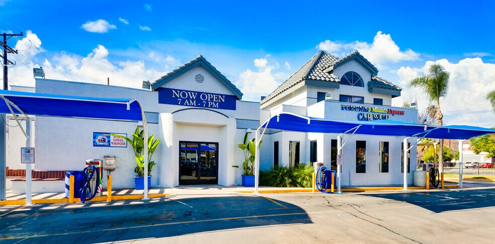 More Photos Of 530 E Holt Ave, Pomona Carwash For Sale