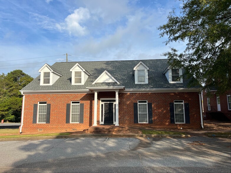 Primary Photo Of 1351 Stonebridge Pky, Watkinsville Medical For Sale