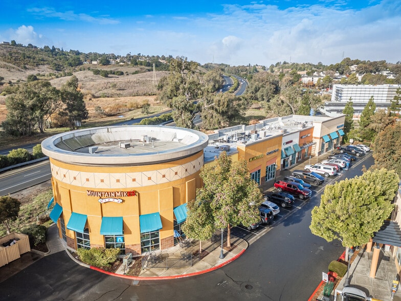 More Photos Of 2130-2158 Columbus Pky, Benicia Freestanding For Lease