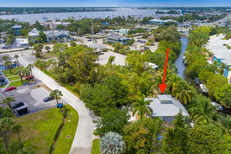 More Photos Of 201 Sw 6th St, Stuart Office For Sale