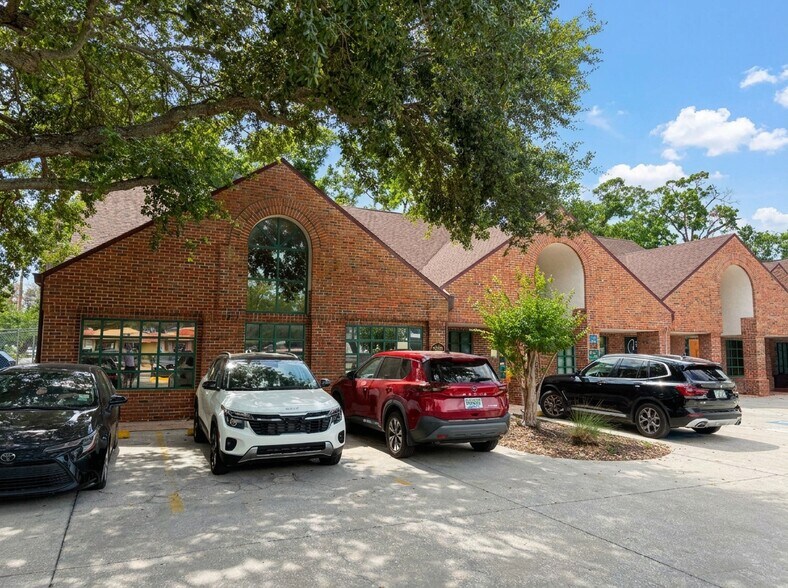 More Photos Of 4200 N Armenia Ave, Tampa Medical For Sale