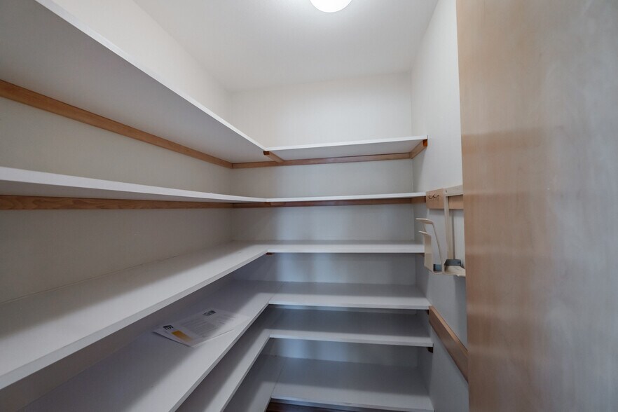 More Photos Of 10845 Brateng Rd, Monmouth Winery Vineyard For Sale