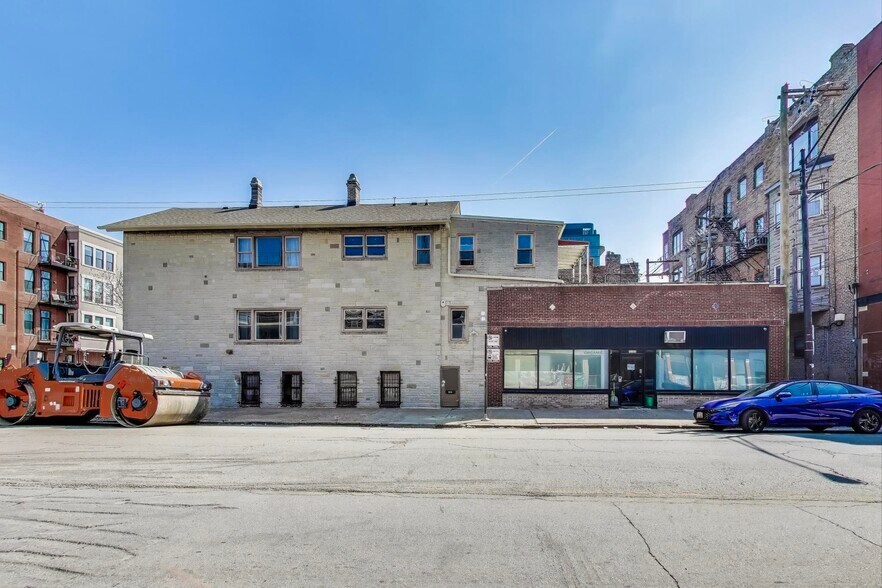 Primary Photo Of 1103 W Grand Ave, Chicago Apartments For Sale
