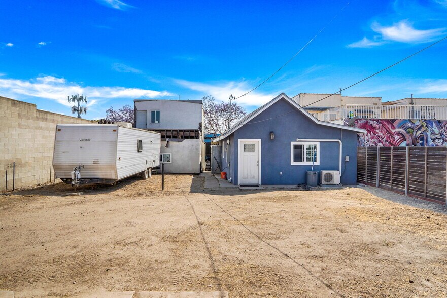 More Photos Of , San Ysidro General Retail For Sale