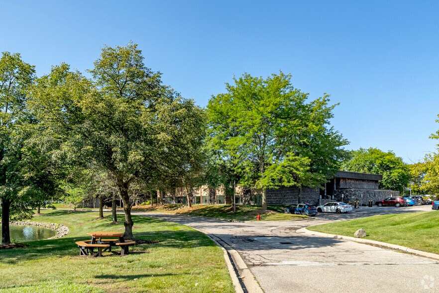 More Photos Of 2000 Hogback Rd, Ann Arbor Coworking Space