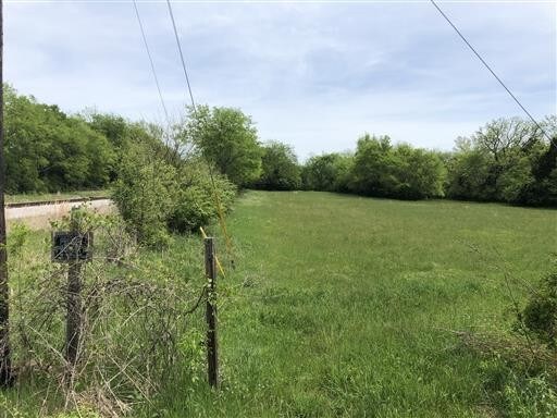 More Photos Of Lebanon Rd @ S. Cairo Bend, Lebanon Land For Sale