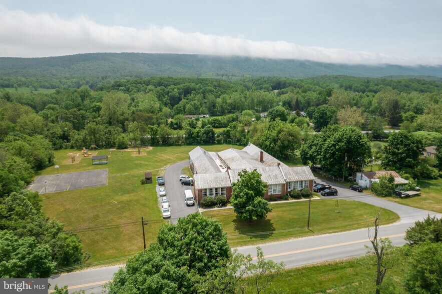 251 Gore, Gore, VA 22637 Schools For Sale