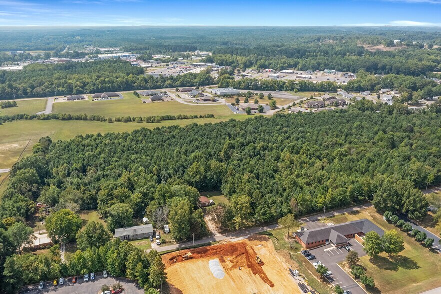 More Photos Of 1045 Manley St, Paris Land For Sale