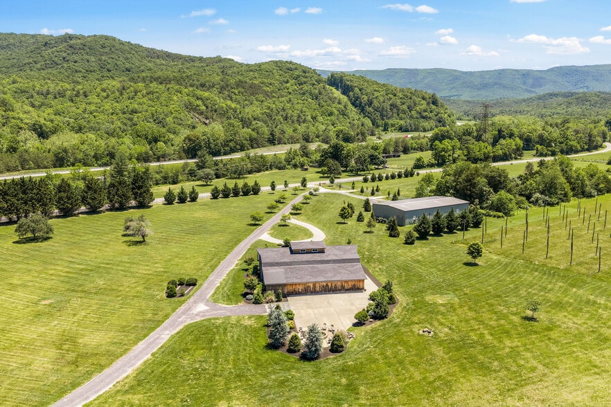 More Photos Of 4301 Longdale Furnace Rd, Clifton Forge Lodge Meeting Hall For Sale