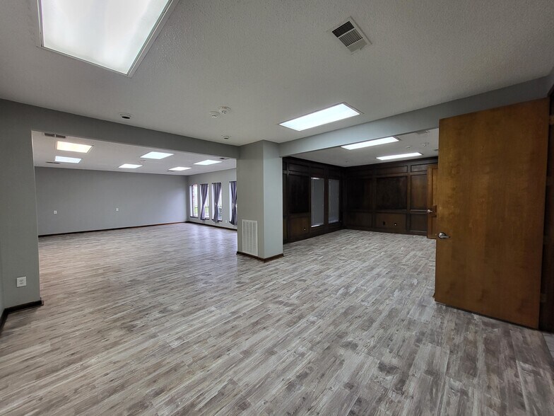 More Photos Of 20817 Sunshine Ln, Spring Office Residential For Lease