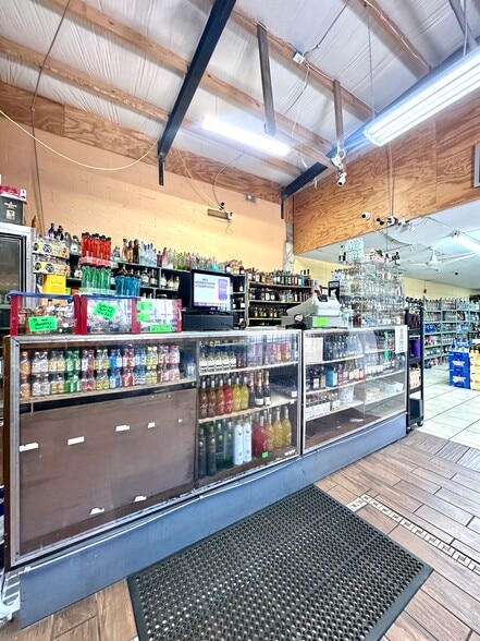 More Photos Of 103 W Monroe Ave, Okolona Convenience Store For Sale