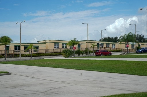 More Photos Of 8001 Silver Star Rd, Orlando Schools For Sale